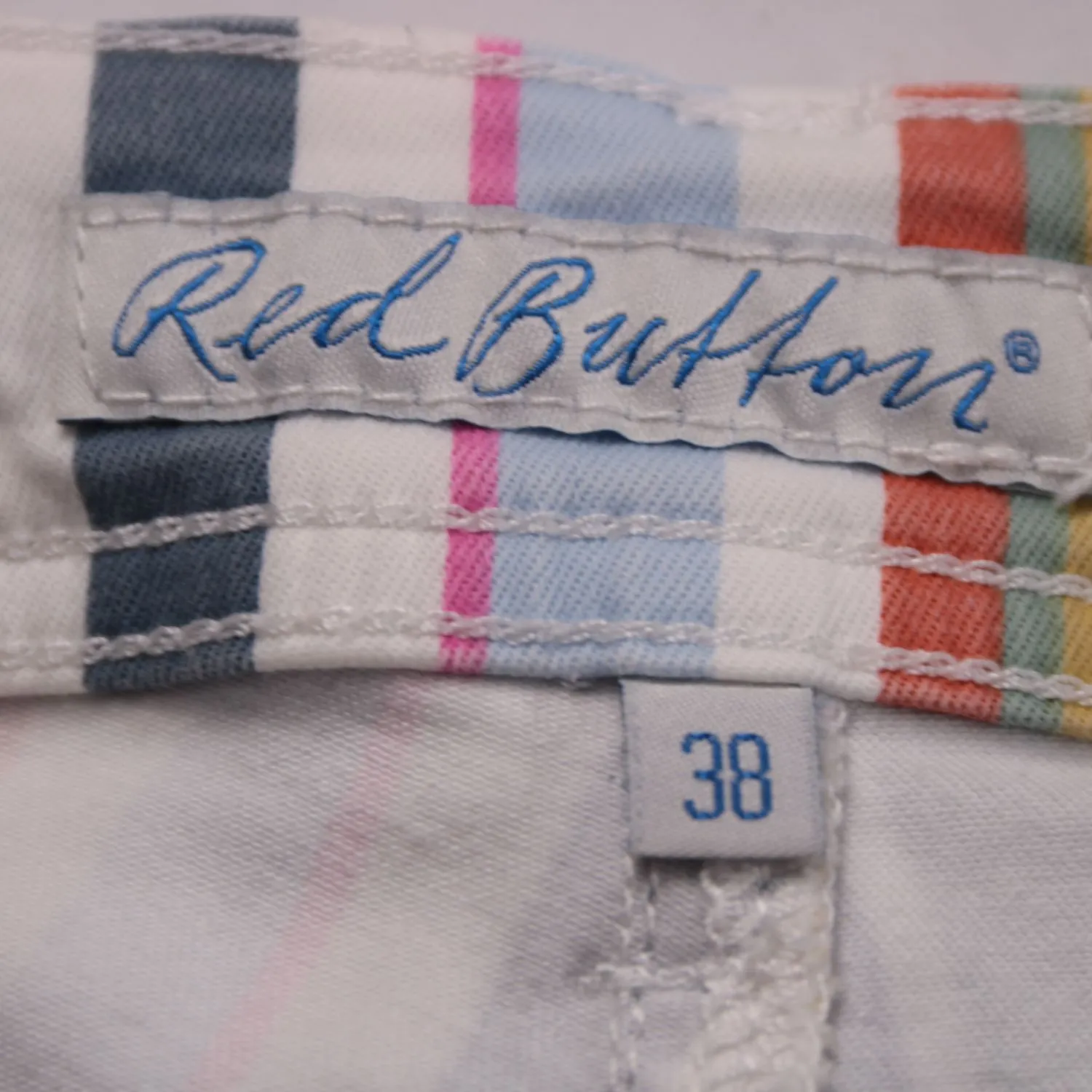 шорты Red Button